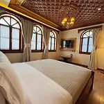 Kerculla Θέρετρο 4*