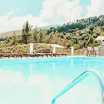 Kerculla Θέρετρο 4*
