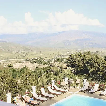 Kerculla Ośrodek wypoczynkowy 4*