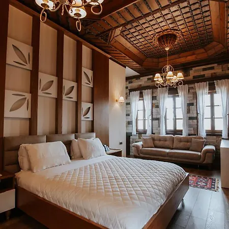 Kerculla 4* Gjirokastër