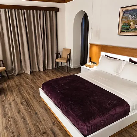 Kerculla Θέρετρο 4*